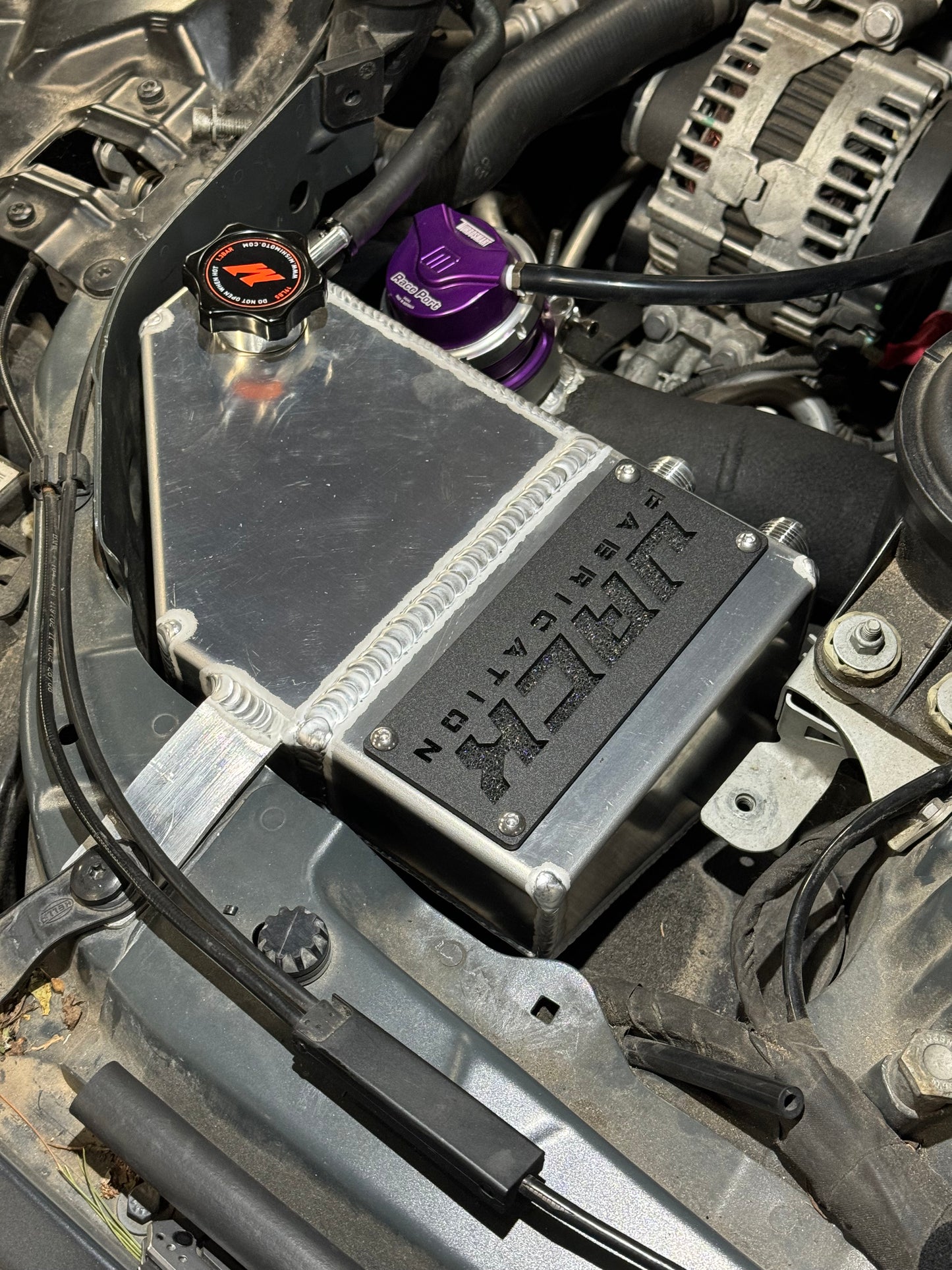 E60/E61 N54 BMW Coolant Expansion/Oil Catch Can Combo Tank