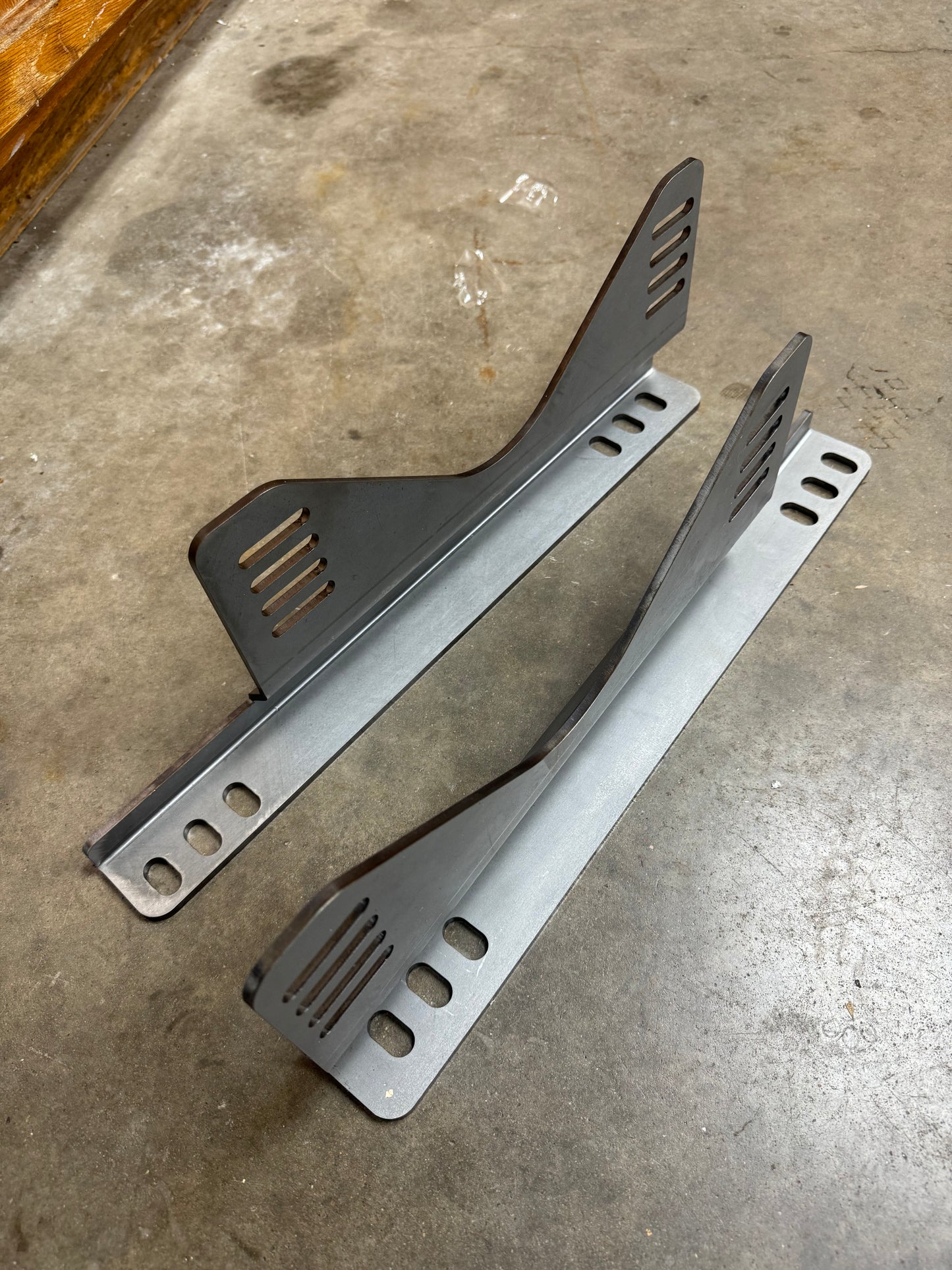 F8x Race Seat Brackets